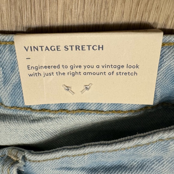 Universal Thread Straight Jeans - Picture 4 of 6